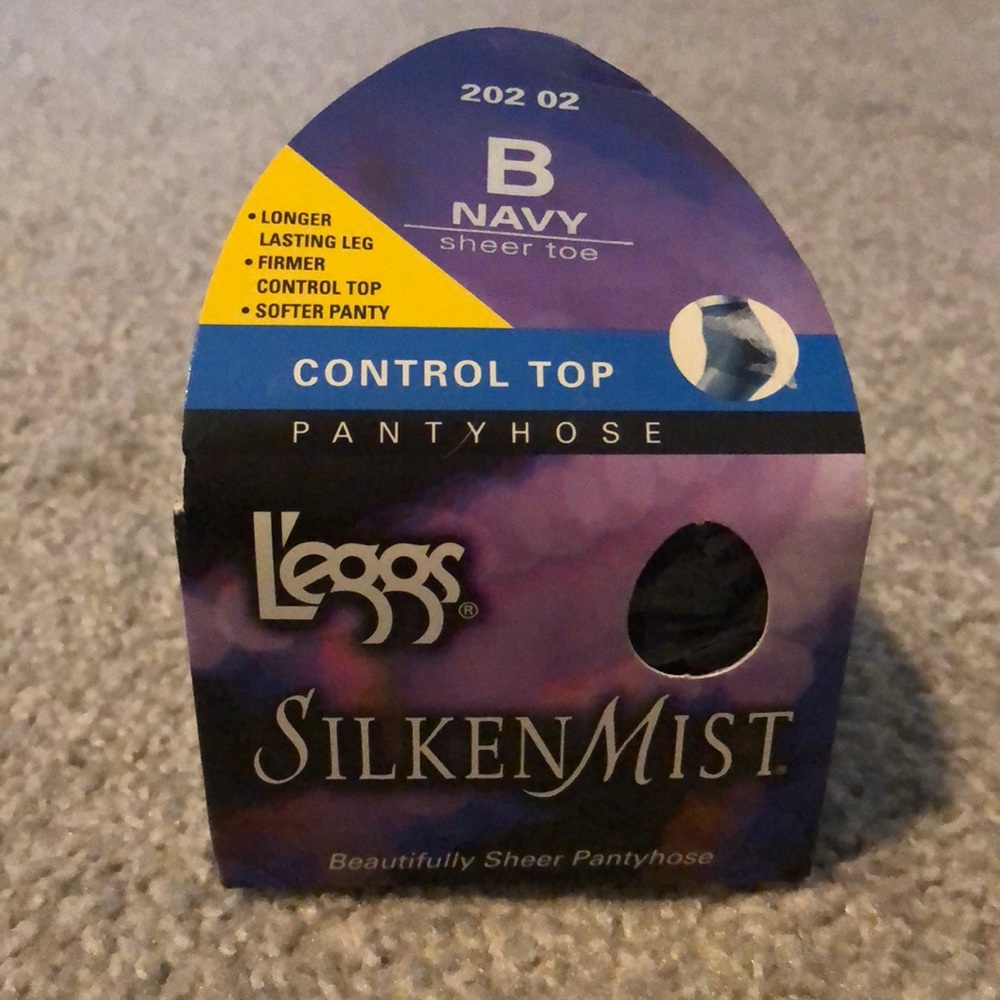 L'eggs Pantyhose Women's Size B Navy Blue Silken Mist New in Box
